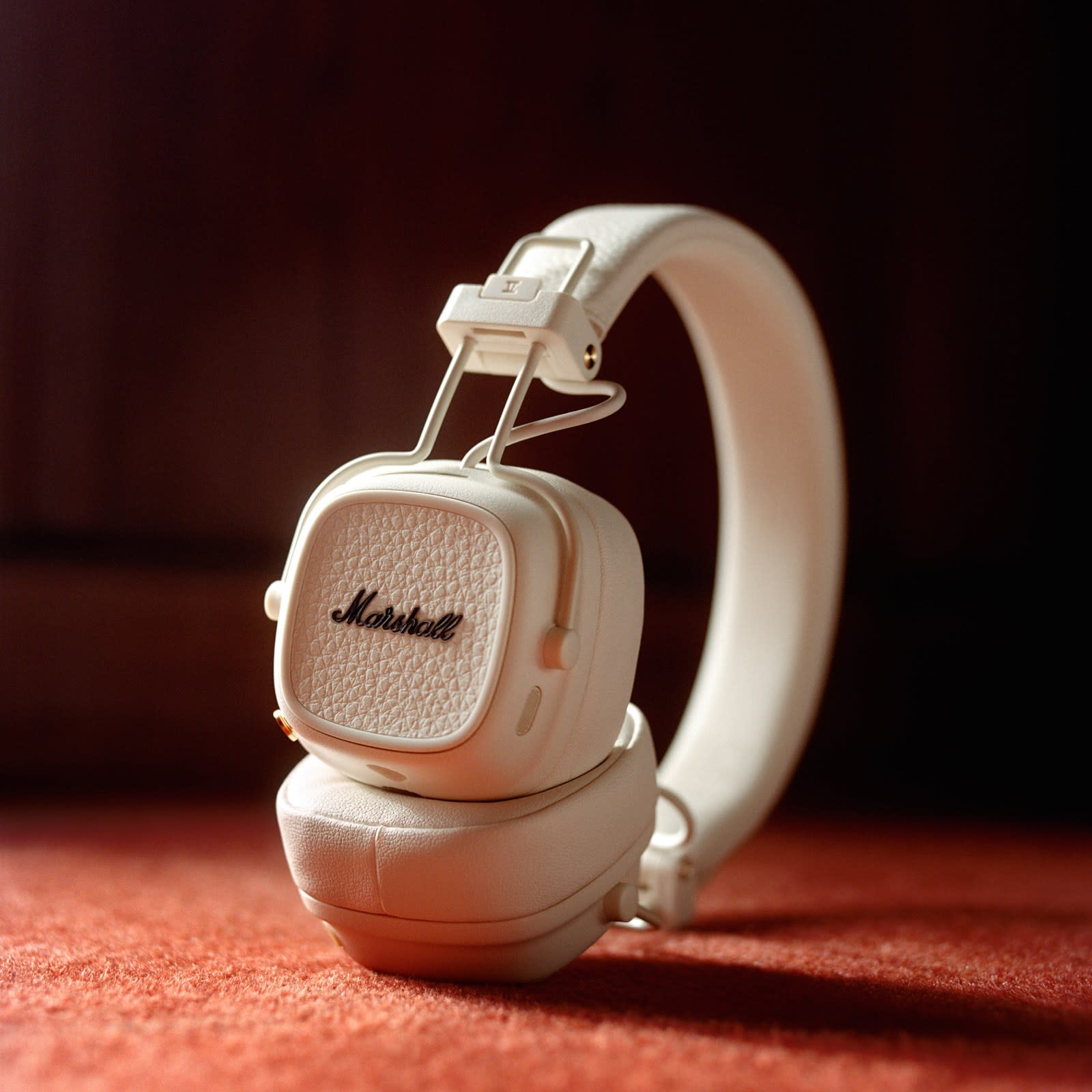 Marshall Major V Bluetooth, OE, Cream